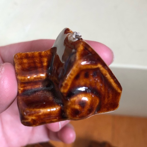 Vintage Bundle of (12) Ceramic Brown Drip Glazed Miniature Buildings - Picture 14 of 15